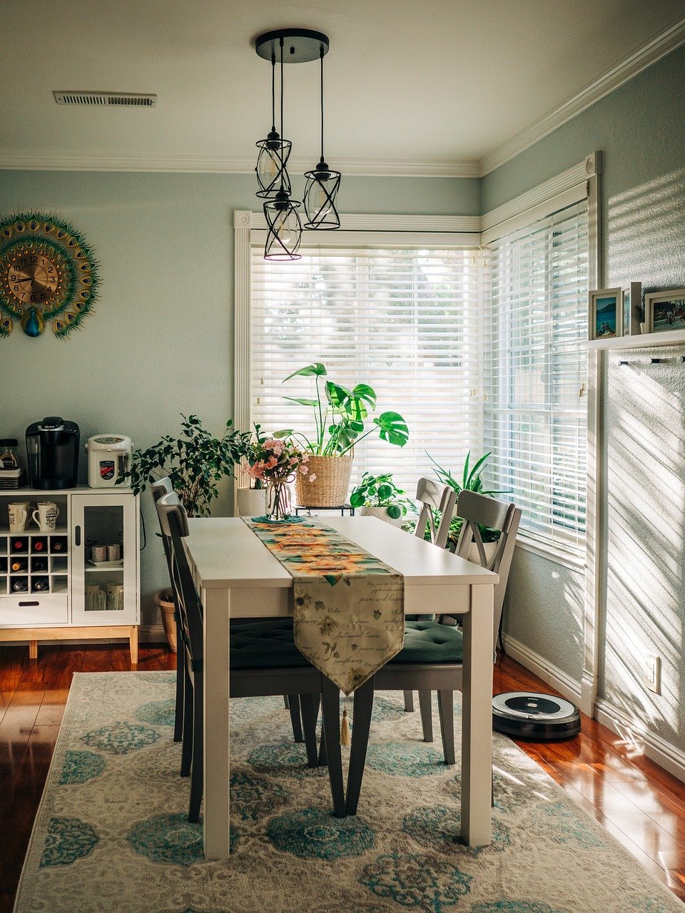 dinning table, dining room, interior-6641707.jpg